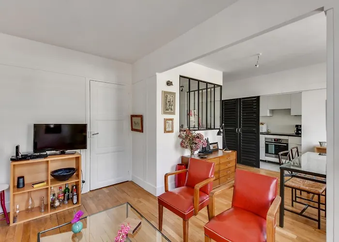 Design With Terrace By Weekome Apartment