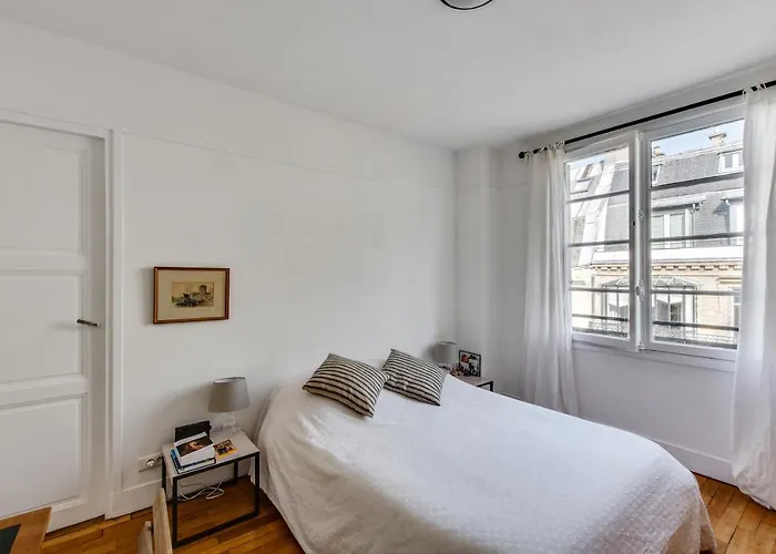 Design With Terrace By Weekome Apartment Paris